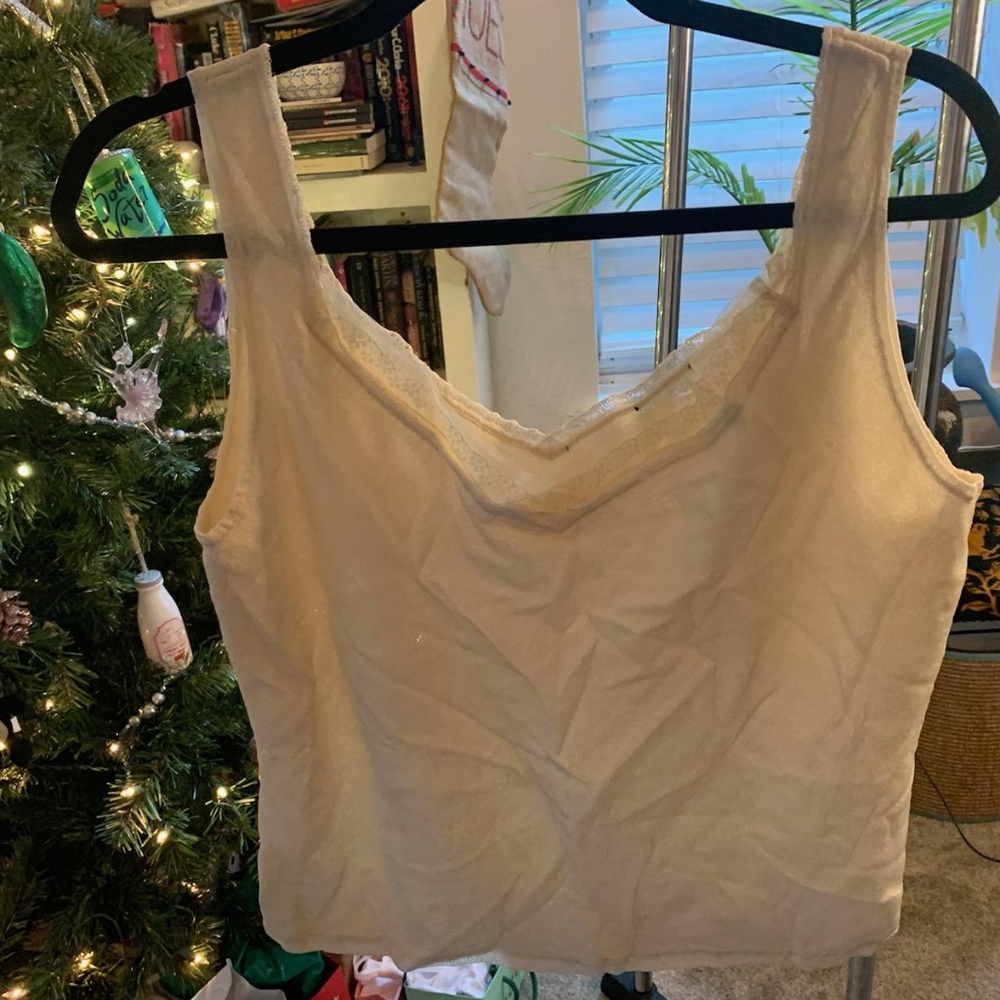 Vintage cream lace crop tank top